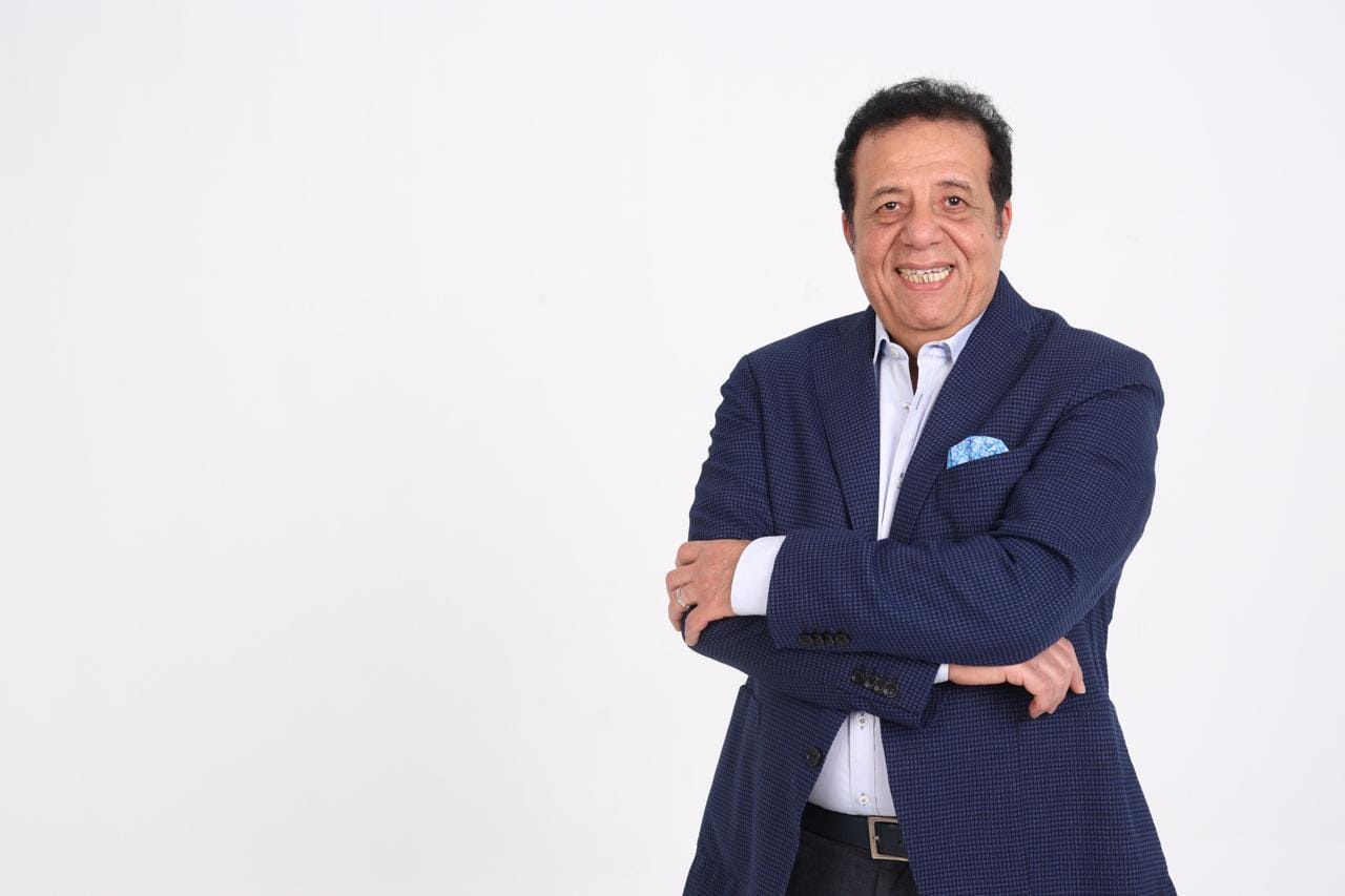 الدكتور عاطف عبد اللطيف